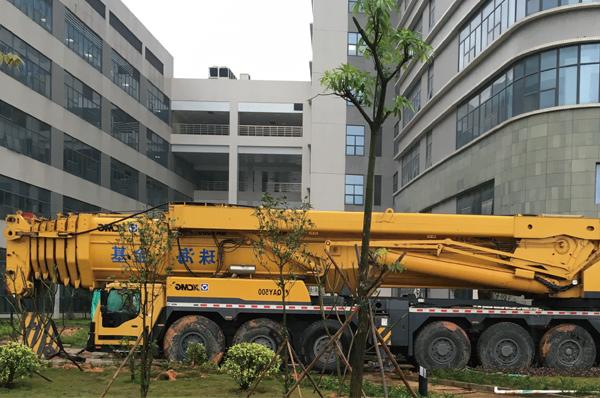 广州爱康国宾体检中心CT设备吊装4楼就位